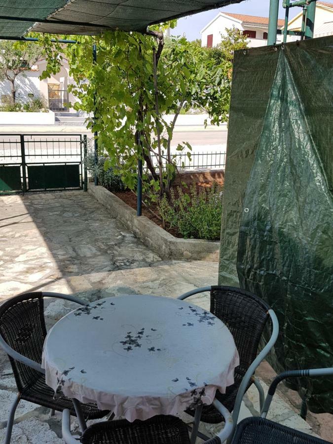 Apartmani Rosanda 돈제페트레케인 외부 사진